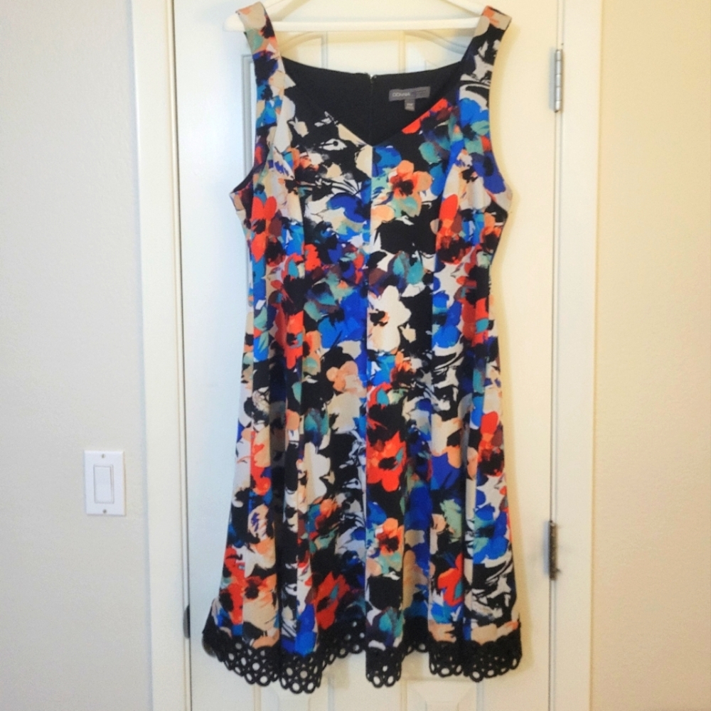 Donna Ricco sleeveless dress